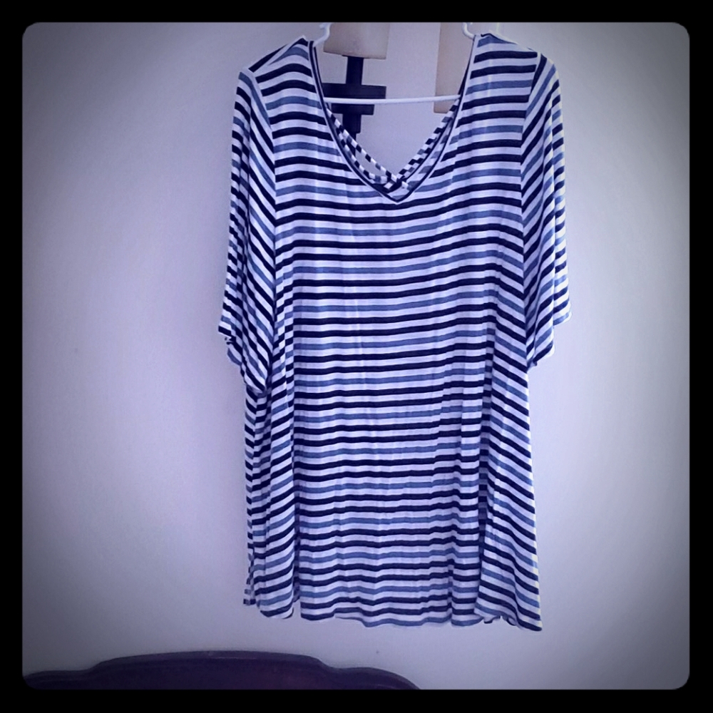 Short sleeve shirt